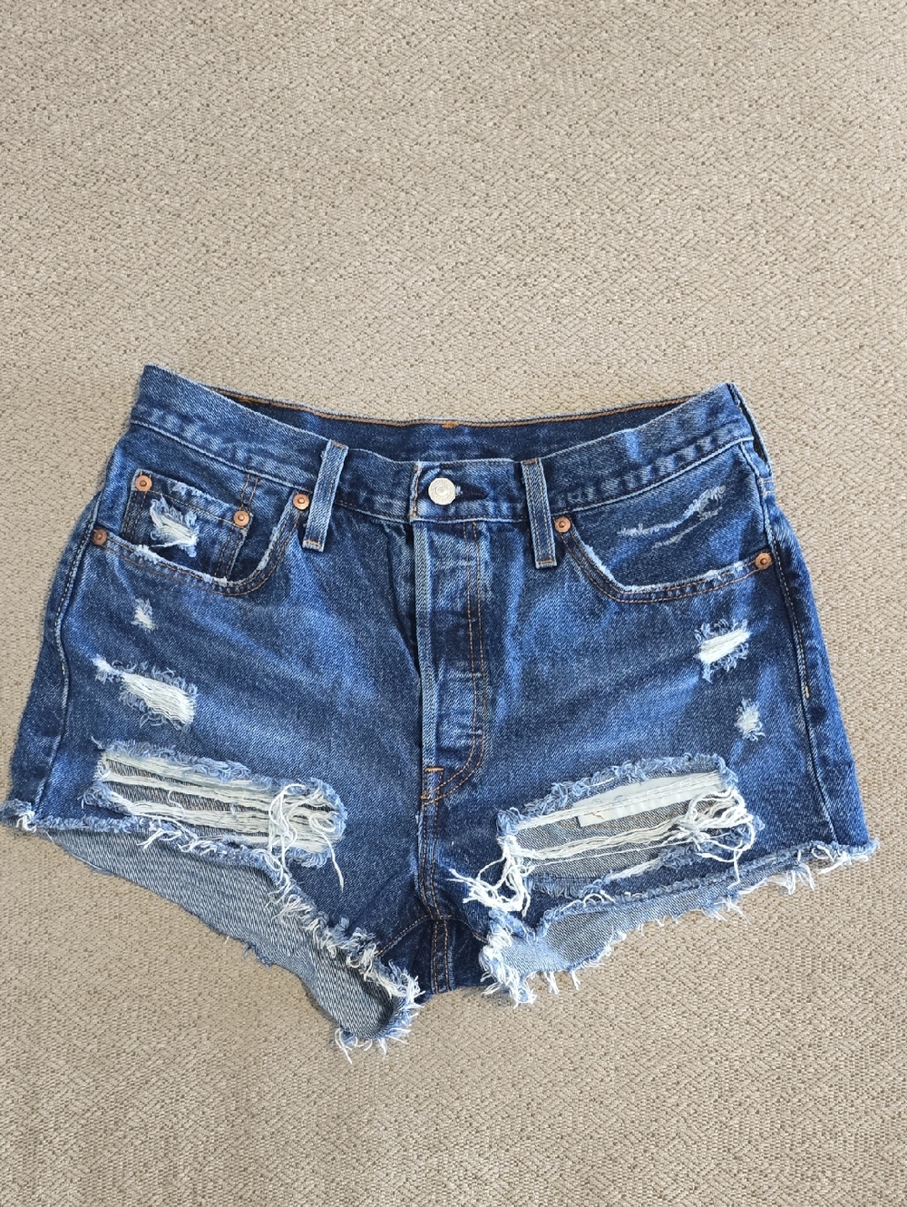 Levi's 501 Button Fly Distressed Frayed Hem Jean Shorts - Size 29